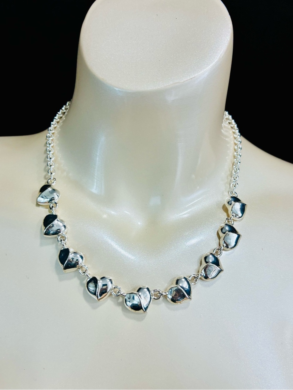 Trifari Shiny Silver Linked Heart Necklace VTG Pre Loved - READ